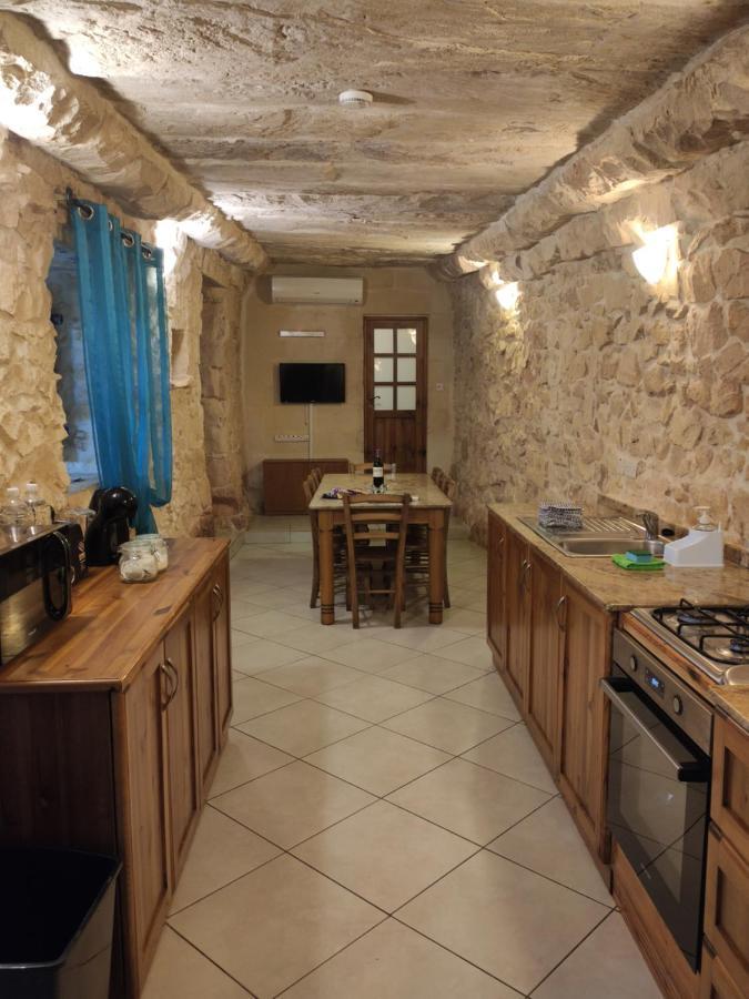 Margerita Farmhouse Qrendi Exterior foto